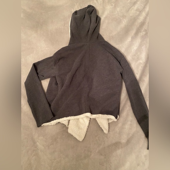 Abercrombie cardigan - Picture 2 of 4